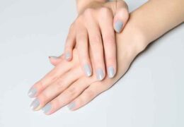 Good habits to adopt for beautiful nails