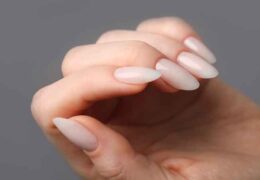 Acrygel: the new manicure fashion